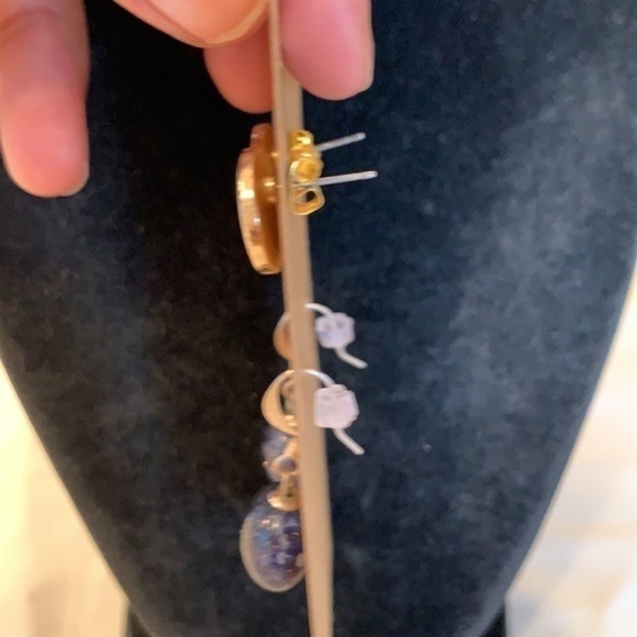 💐5/25 2 pair earrings faux marble disc stud - Picture 4 of 5